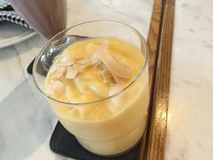 -ROAST coffee & eatery