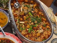 -牟记江湖重庆地标特色菜鱼蛋海鲜羊蝎子(巴南区黑金冠十多年好店)