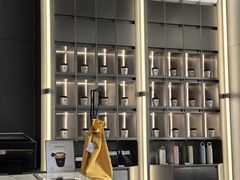 -M Stand(成都COSMO店)