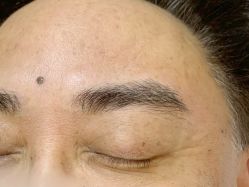 -一个差评成就的纹眉店