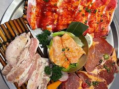 -轻烧烤肉(光谷步行街店)