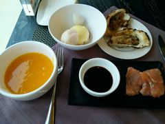 -东方红海鲜百汇(国际大厦店)