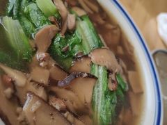 口蘑蔬菜汤-万三面馆(青龙正街太古里店)