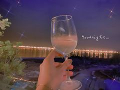 -上海滴水湖皇冠假日酒店