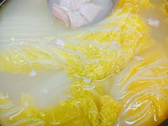 -崴海渔村(虹梅路店)