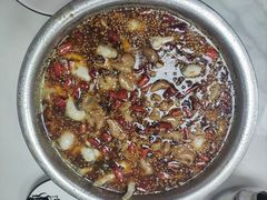 酸菜鱼-黑皮酸菜鱼(三山街店)