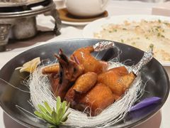 红烧乳鸽-金辉煌酒店·金龙厅
