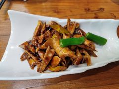 -金枝玉叶上海人家食府(三里河店)