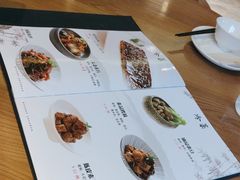 -新镇江酒家(南京西路店)