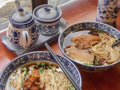 大排焖肉面-伟记奥面馆(养育巷店)