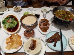 -梅利汴京烤鸭•开封豫菜地标店(东大街店)