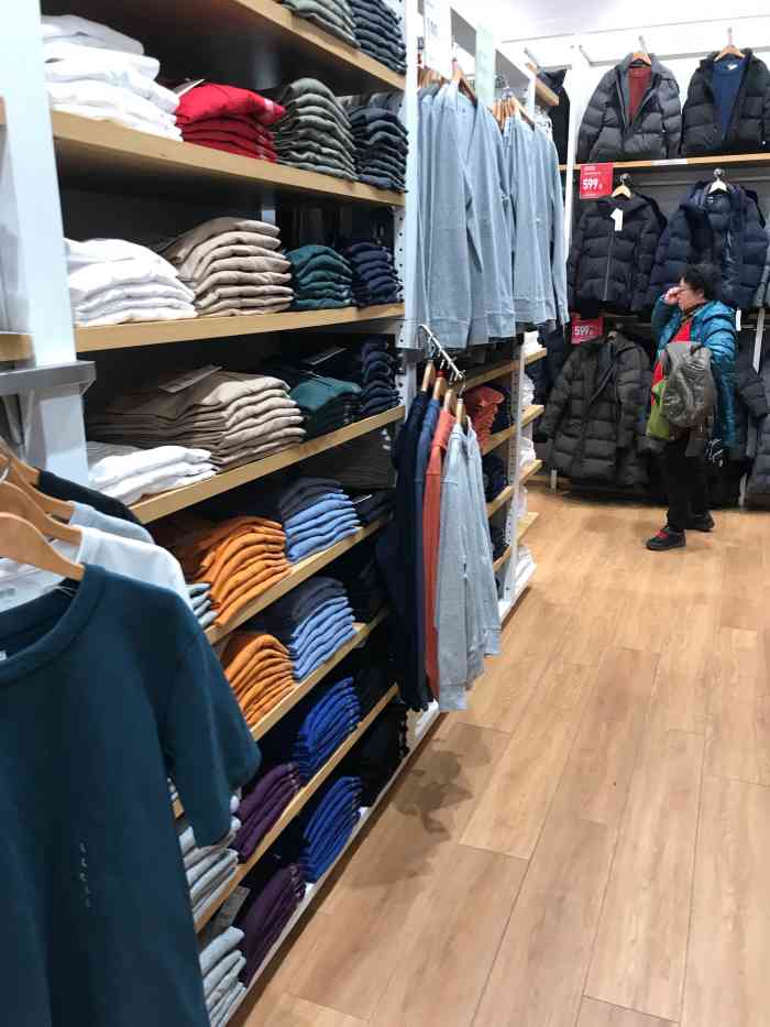 优衣库(万象城店)-"首页报名霸王餐,免费吃喝玩乐这家店在万.