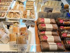 -巴黎贝甜(大宁国际商业广场店)