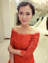 点击看大图 iphone_upload_pic-艾米丽婚纱礼服