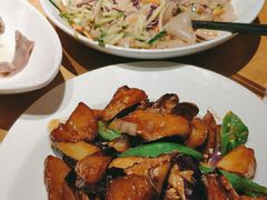 -关东小磨东北菜(上海长风大悦城店)