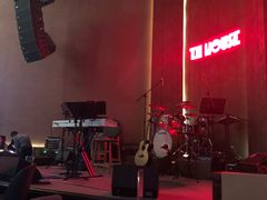 -TZ House音乐现场(来福士中心店)