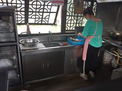 -茅老太臭豆腐