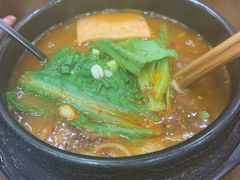 砂锅米粉-猪脑壳凉面(武陵源店)