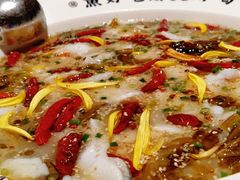 -江渔儿酸菜鱼(奥园广场金发购物中心店)