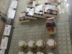 -顶东面包花园·生日蛋糕(香榭丽店)