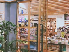 -猫的天空之城概念书店(印象城购物中心店)