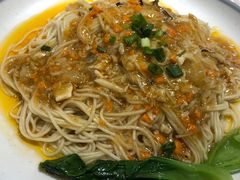招牌蟹黄金拌面-姚面记·海派家常菜(恒基名人购物中心店)