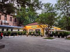 -火车头法国西餐厅