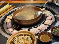 -阿山卓·野生菌火锅·纳西火塘烤肉