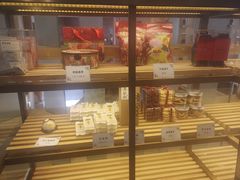 -霸王茶姬(南强街店)