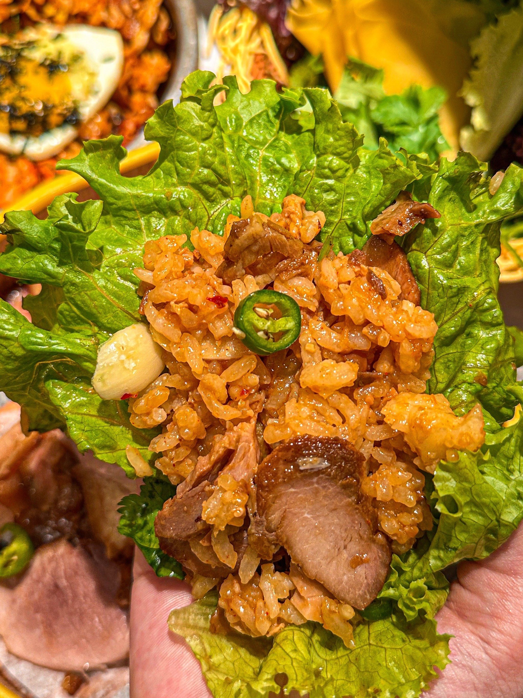 在上海吃到了正宗延边料理!菜包饭嘎嘎好吃!