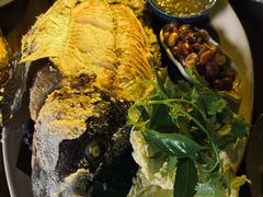 -拾光音乐餐酒吧(告庄星光夜市店)