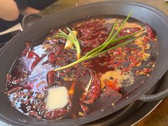 -黄潇洒老火锅(九眼桥宏济巷店)