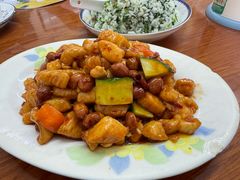 -胡子饮食店