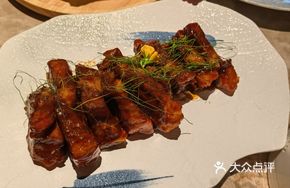 Lemon-Flavored Braised Pork Ribs