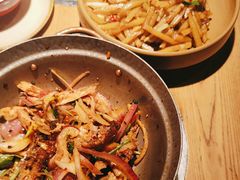 -吃饭皇帝大·土家民族菜(温州万象城店)
