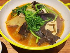 -万记麻辣烫国展总店