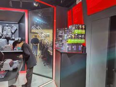 -ROG玩家国度(美罗城店)