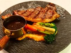 -龙虾酒吧扒房(宁波香格里拉店)