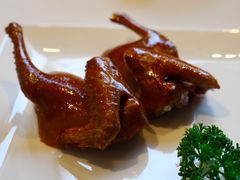玻璃脆皮乳鸽-利苑酒家(金宝店)