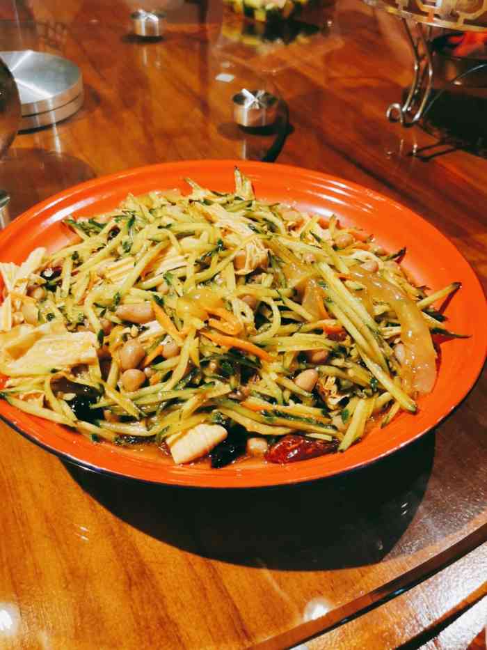 东仔东北小酒馆(市庄路店)-"单位聚餐,选在了这里,同事之前来过,说特.
