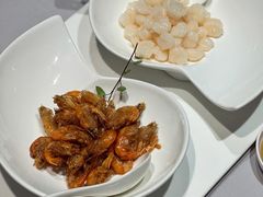 油爆小河虾-屋里厢上海菜馆