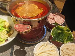 -渔语鱼新川菜Bistro(万象天地店)