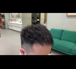 -蘑菇发型