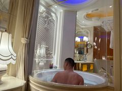 -上海白金汉爵大酒店(大零号湾国际会议中心店)