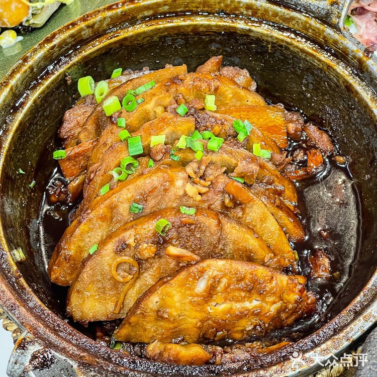这家肘子店…在青岛真的没有对手