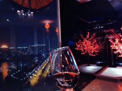 -荣誉国际酒店-云顶旋转餐厅