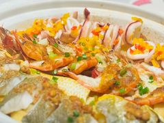 砂锅焗海岛三鲜-炆艺乳鸽·煲仔饭大排档(望京来广营店)