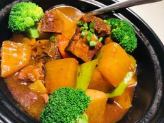 原汁农场萝卜牛腩煲-觅唐MITONG(鸟巢店)