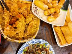 -爆炸头阿姨小四川正宗川味小吃(无任何分店)