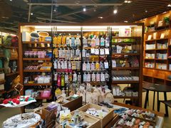 -博览书店(越秀悦汇天地店)